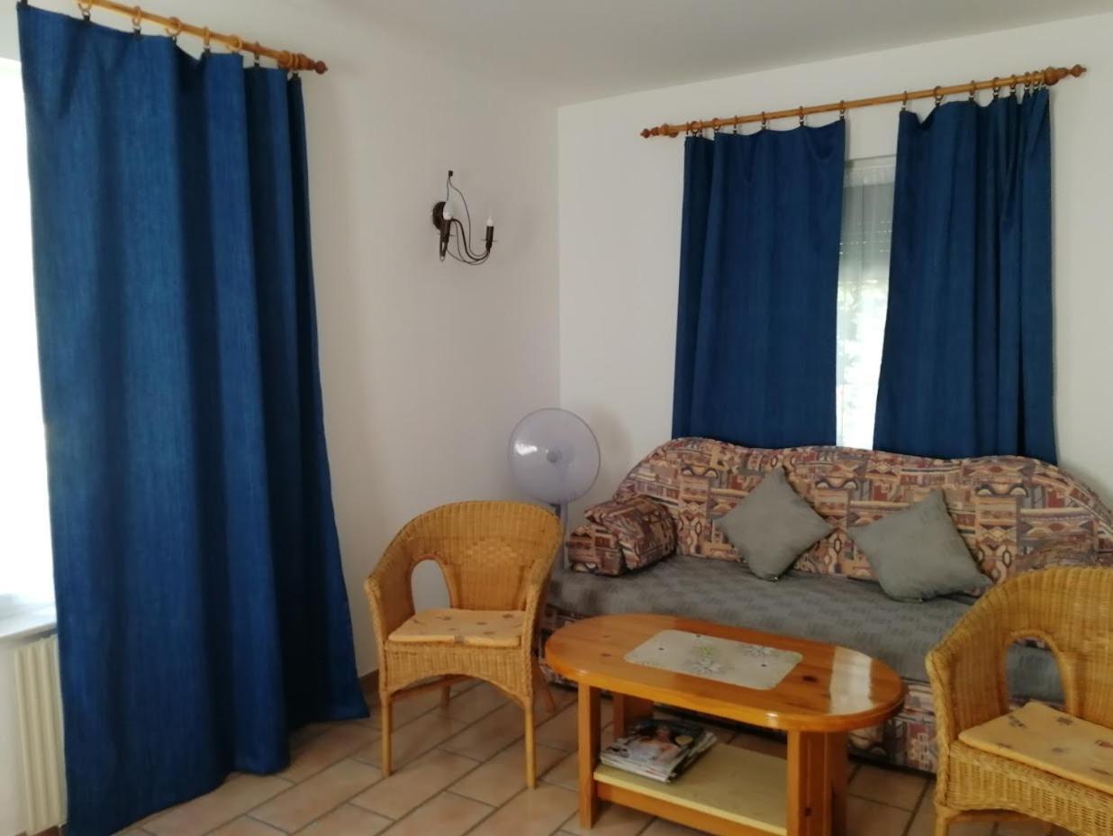Feszek Apartmanhaz Vonyarcvashegy Dış mekan fotoğraf