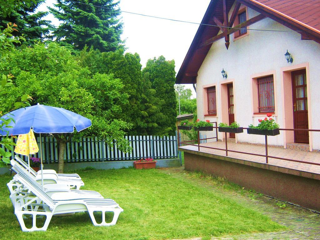 Feszek Apartmanhaz Vonyarcvashegy Dış mekan fotoğraf